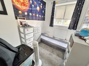 Bedroom- click for photo gallery
